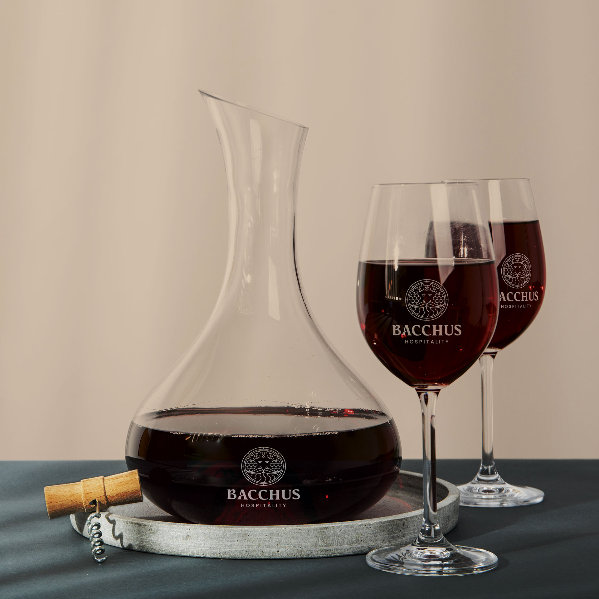 Bacchus Hospitality - Identité visuelle - Anne-Sophie Massip - www.an-so.fr